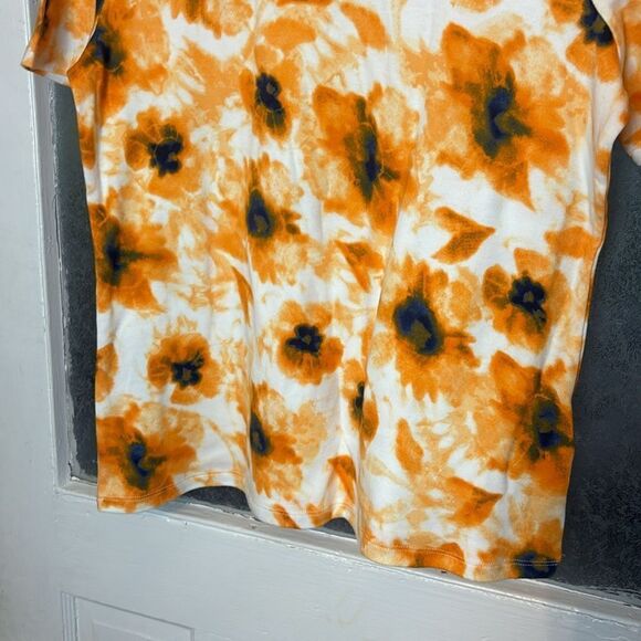 NWT Charter Club Women’s White and Orange Floral Short Sleeve Casual Tshirt Med - Picture 4 of 7